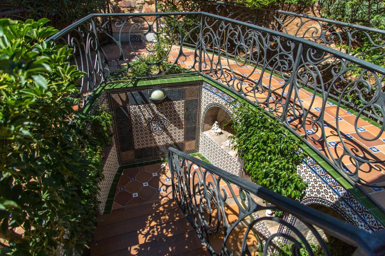 Apartamentos Gaudi Style Naquera Exterior photo